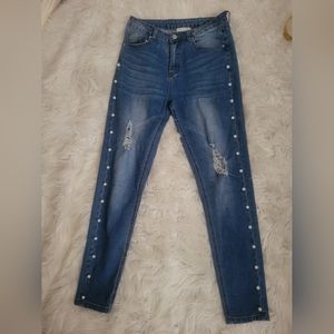 Hayden Los Angeles, Womans Jeans Decorated Faux Pearl/Bead Sz M